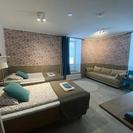 Kartano Kievari بيت ضيافة Äänekoski