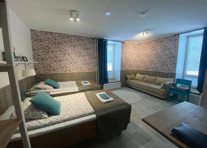 Kartano Kievari بيت ضيافة Äänekoski