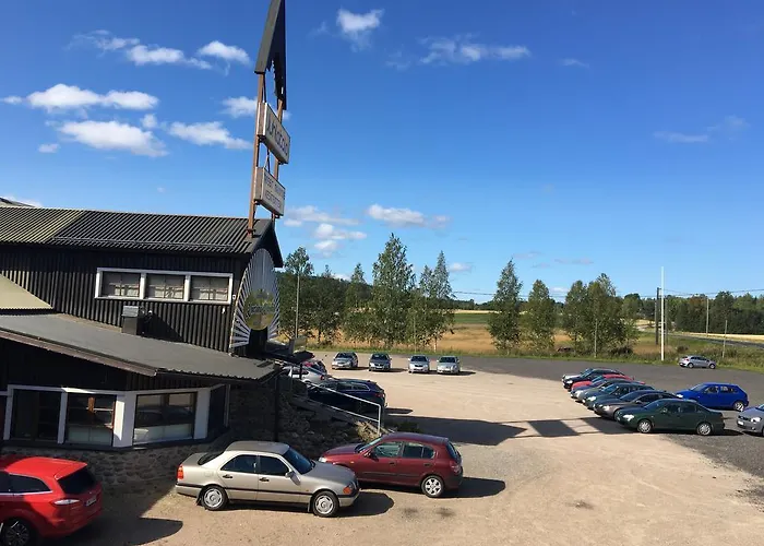 Kartano Kievari بيت ضيافة 3*